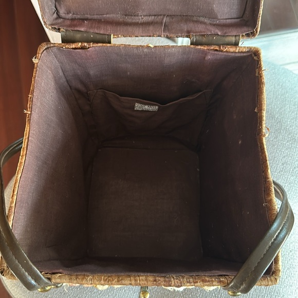 🎉HP🎉 Vintage Retro Madmen 3D floral raffia Wicker 60s basket purse handbag - Picture 8 of 14